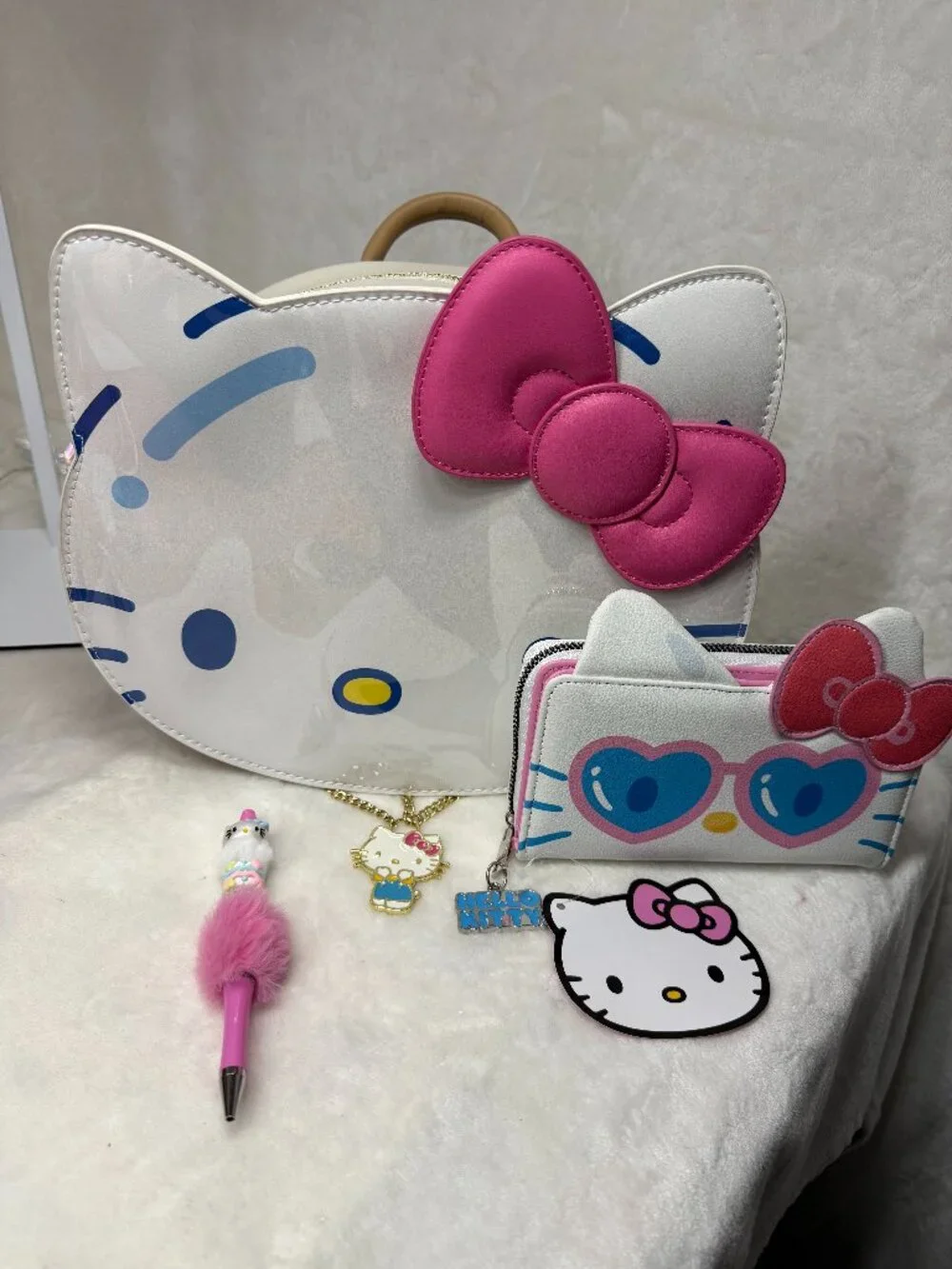 Hello Kitty Her Universe Backpack + Sanrio Charms + New Wallet + DIY Pen Bundle